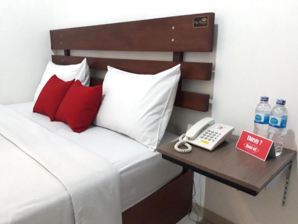 68 Hotel Padang (Sumatra)